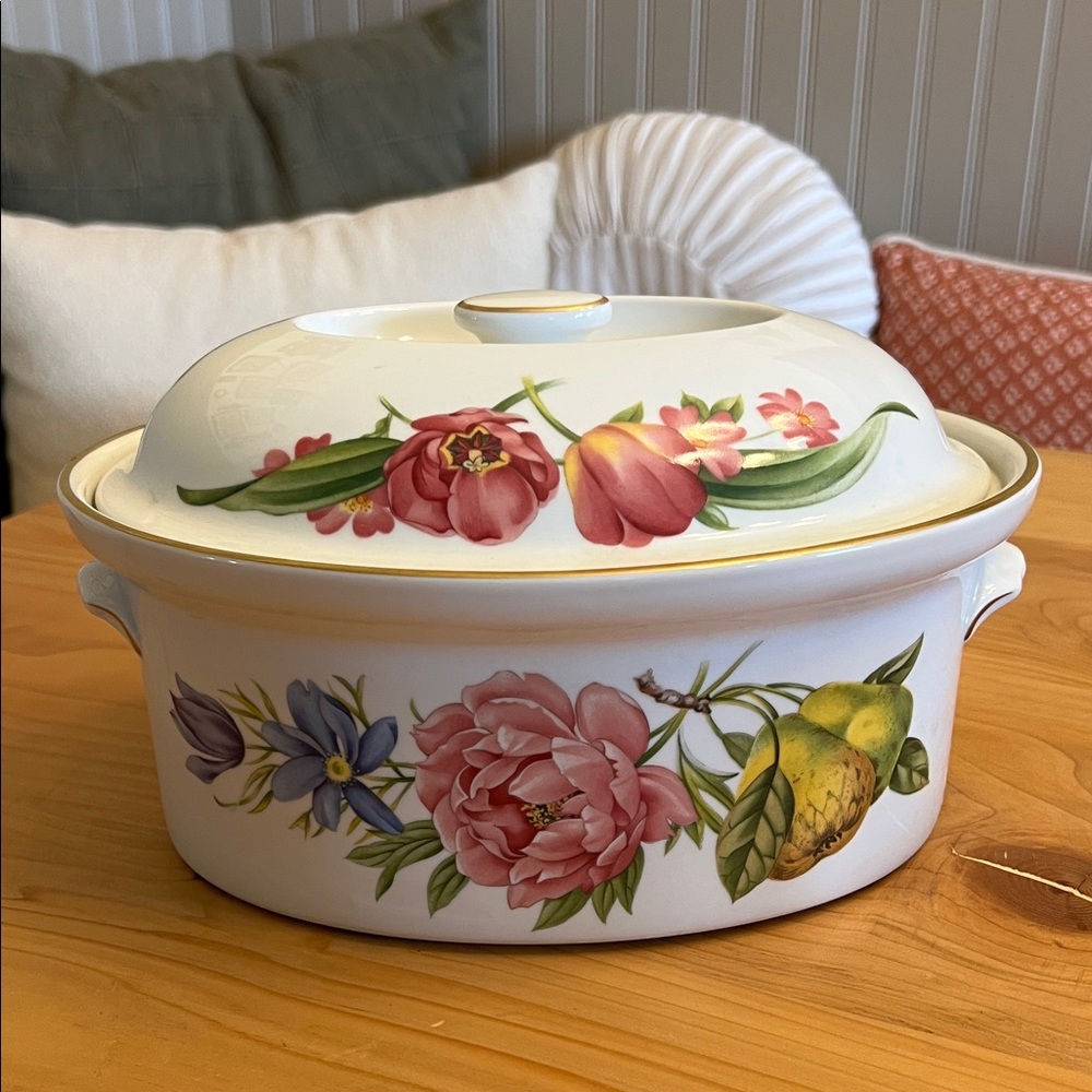 Royal Worcester Pershore Floral Ceramic Casserole Dish with Lid